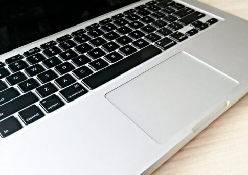 mac book